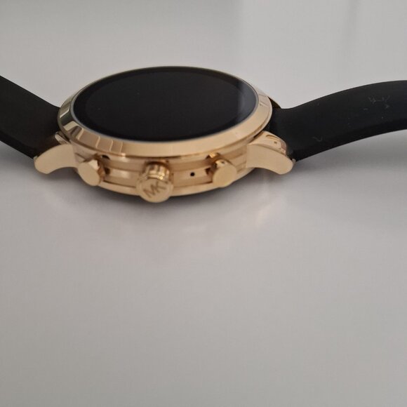 Michael Kors Access Runway Smartwatch –Gold (MKT5053) Gently Used MICHAEL KORS Access Runway MKT5053 Smartwatch - Black & Gold  main image 2